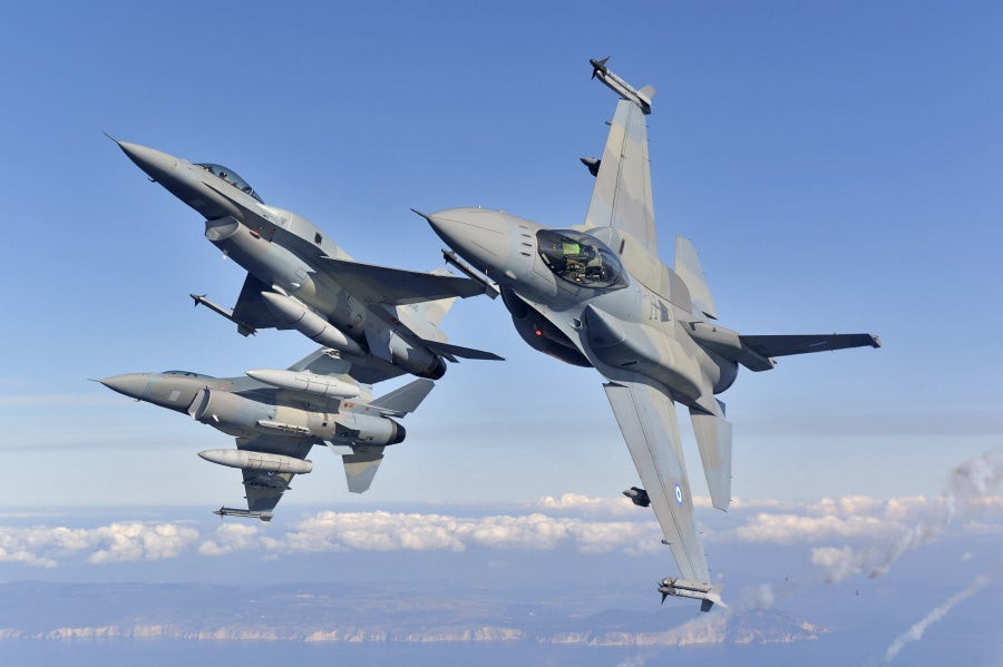 Πώς τα F-16 θα “βλέπουν” τα τουρκικά F-35  – Εισήγηση προς το ΓΕΑ